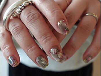 トゥーモカネイルサロン 駒沢大学店(to_mokha nail salon)の写真/透明感があるニュアンスネイルが得意♪こだわりのデザインはもちろん、お手元全体を美しく綺麗に導きます◎
