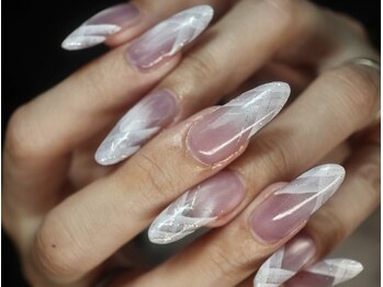 イルブリーユ(IL BRILLE)/スカルプにジェルアート