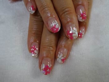 ネイルサロン リッティー(RITTY)/クリアーベースにお花