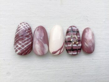 ルリアンネイル(le lien nail)/定額アートコースB