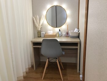 アリー(Allie)/女優ミラーでお仕度☆