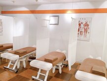 カラダファクトリー 梅田HEPファイブ店