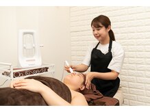 フレッシュ 立川本店(Fre-sh!!)/ハイドロフェイシャル施術風景