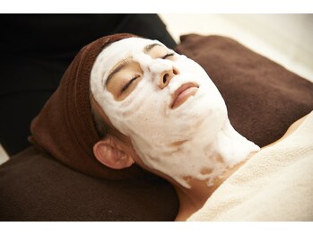 ラ コンシェル 代々木上原店/ニキビケアセラピー