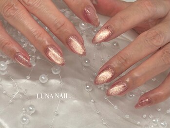 ルナネイル(LUNA NAIL.)/マグネットネイル