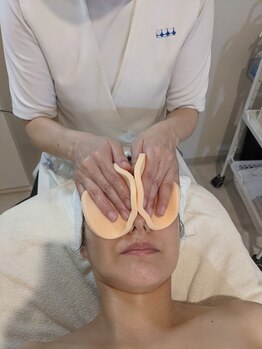 ポーラ ザ ビューティ 小倉南店(POLA THE BEAUTY)/スポンジでの拭き取り