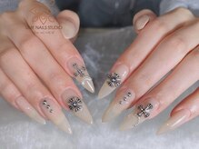 ウメネイルスタジオ(UME NAIL STUDIO)/* 長 さだしやり放題×つけ放題