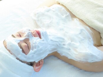 フルールクレール 駒込店/2.泡洗顔・静脈リンパマッサージ