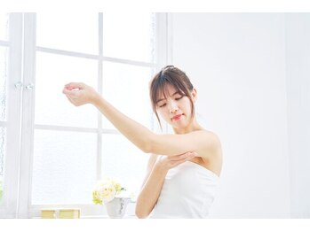 アリス 赤坂の写真/【今年の夏こそ腕を出したい】16年の造形美職による左右差調整