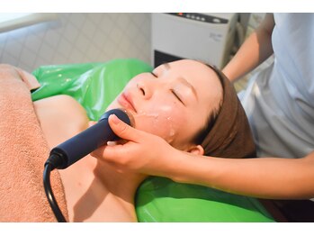フォルティシモ ビューティ リラックス/ソニック小顔フェイシャル!