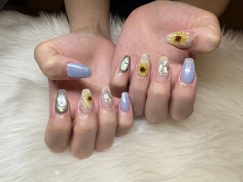 カットアンドスタイル クラウン(Cut & Style Clown)/向日葵ネイル［横浜/横浜駅］