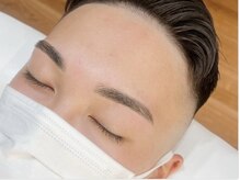 アイブロウサロン WHITE EYE　調布　眉毛専門店【アイブロウ/眉毛/メンズ】の雰囲気（メンズ眉毛/メンズアイブロウ♪眉を整えることでより爽やかに☆）