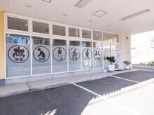 四ツ池リボーン整体院(四ツ池Reborn整体院)の雰囲気（お店の前にお車お停め下さい。屋根付きです！）