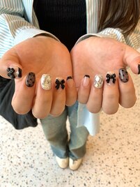 ガーリーネイル