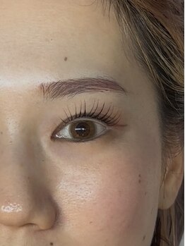 ノーチェ(noce)の写真/【韓国で大流行の"ティントパーマ"導入！】トリートメントで自まつげをケアしながら目元の美しさを演出♪