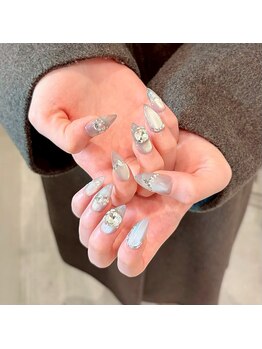 シア 新宿(SIAA)/キラキラデコネイル