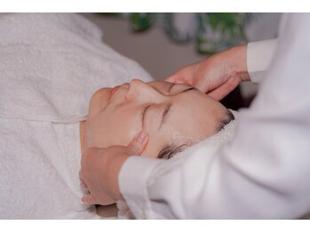 サロン レーベル/