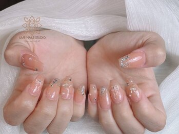 ウメネイルスタジオ(UME NAIL STUDIO)/長さだしやり放題×つけ放題