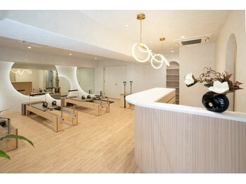 ピラティスエイチプラス(Pilates H Plus)/PilatesHPlus