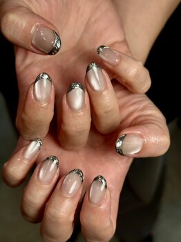 サラサネイルズ 代官山 恵比寿(sarasanails)/ミラー/マグネット/フレンチ