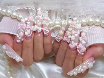 プティネイル(Puty Nail)の写真/【スカルプやり放題180分】ストーン付け放題でお好みの指先に♪持ち込み歓迎☆アートの延長は30分+￥1600◎