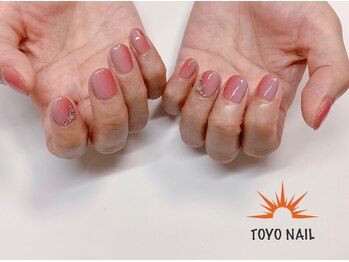 トヨネイル(TOYO NAIL)/ピンク系縦グラデ☆