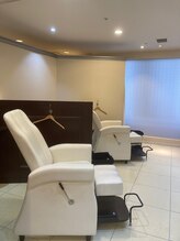 アナスタシア ミアレ 阪急17番街店/阪急17番街店の施術ブース｜眉毛