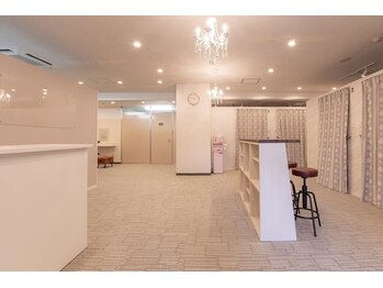 小顔フェイスラボ 四日市店(小顔FaceLabo.)/小顔FaceLabo.四日市店◆内観