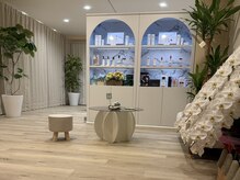 オレンジを基調とした温もりを感じれる空間。