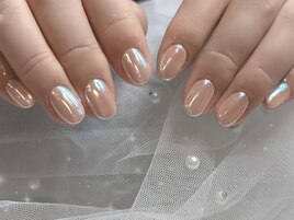 オーロラネイル　担当西村