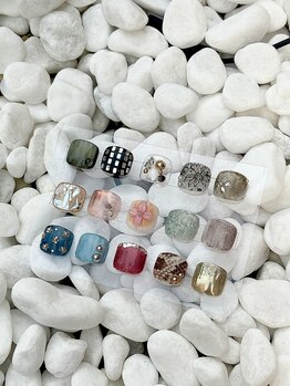 ソス(soth.)/フット親指art 