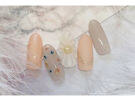 初回オフ無料選べる定額￥8500