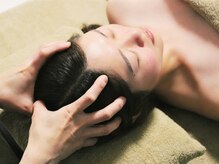 ローズカレス(Rose’s Caress)/ドライヘッドスパで頭疲労解消