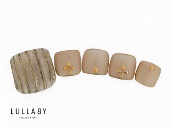 ララバイ 立川北口店(LULLABY)/秋ベージュ フットネイル
