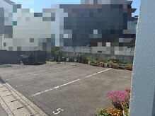プレシャス(PRECIOUS)/駐車場 店舗裏4台