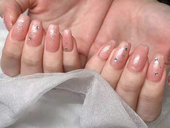 ロワ バイ ジョアアンジェ(Roi by joieange)/ピンクネイル/ビジュー/シンプル