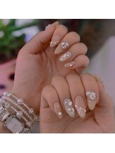 ユリネイル(YuRii Nail)/