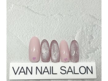 ヴァンネイルサロン 本厚木(VAN NAIL SALON)/華やかオフィスデザイン