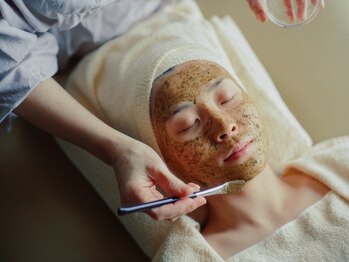 ゆりの花の写真/【お悩み肌に】肌荒れ等集中的にお肌をお手入/ハーブピーリング¥22,000→16800