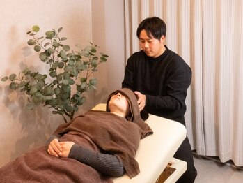 アー(er)の写真/【頭皮からリラックス♪】眠ってしまうほど気持ち良いヘッドスパで,心身ともにリラックス/肩こり・頭痛改善