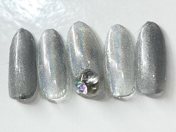 シャルム(Charme)/グレージュエレガントネイル