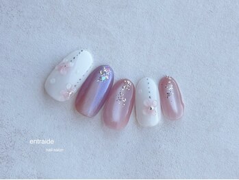 韓国っぽちゅるんフラワーネイル