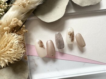 ルミエナ ギンザ(Lumiena Ginza)の写真/【27色から選べるマグネットネイル8000→¥6000】爪にも優しい施術×最新トレンドデザイン取り入れてます♪