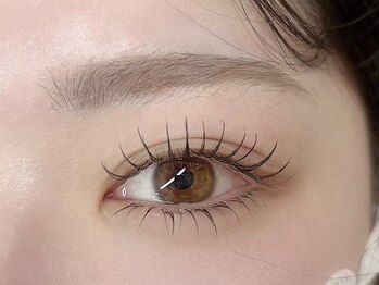 エステ屋の写真/【大人気！《&Healthy》取扱店】K-POPアイドルのような束感まつ毛も再現！モチ良く自然にボリュームUP♪
