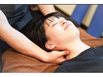 腰ラボ(腰Labo)/首周りの凝りも撃退