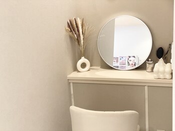 アイラッシュ バイ リノ(Eyelash by:Lino)/ドレッサースペース