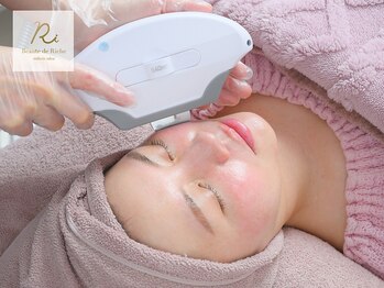 ボーテドリッシュ(Beaute de Riche)の写真/最新!ダブル光脱毛【顔脱毛×肌悩み改善】贅沢鎮静マスク×LED光ケアで潤うダメージレスな感動脱毛を