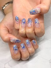 タムタムネイル 本厚木(Tam Tam Nail)/ワンカラー＋ホロ＋パーツ