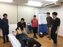 I.S.E.深部組織 筋膜リリースセンター/院の定休日に研修しております