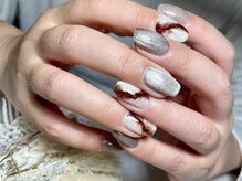 サロンドフォーエイチ(salon de 4H)/もやっとニュアンスネイル！！！